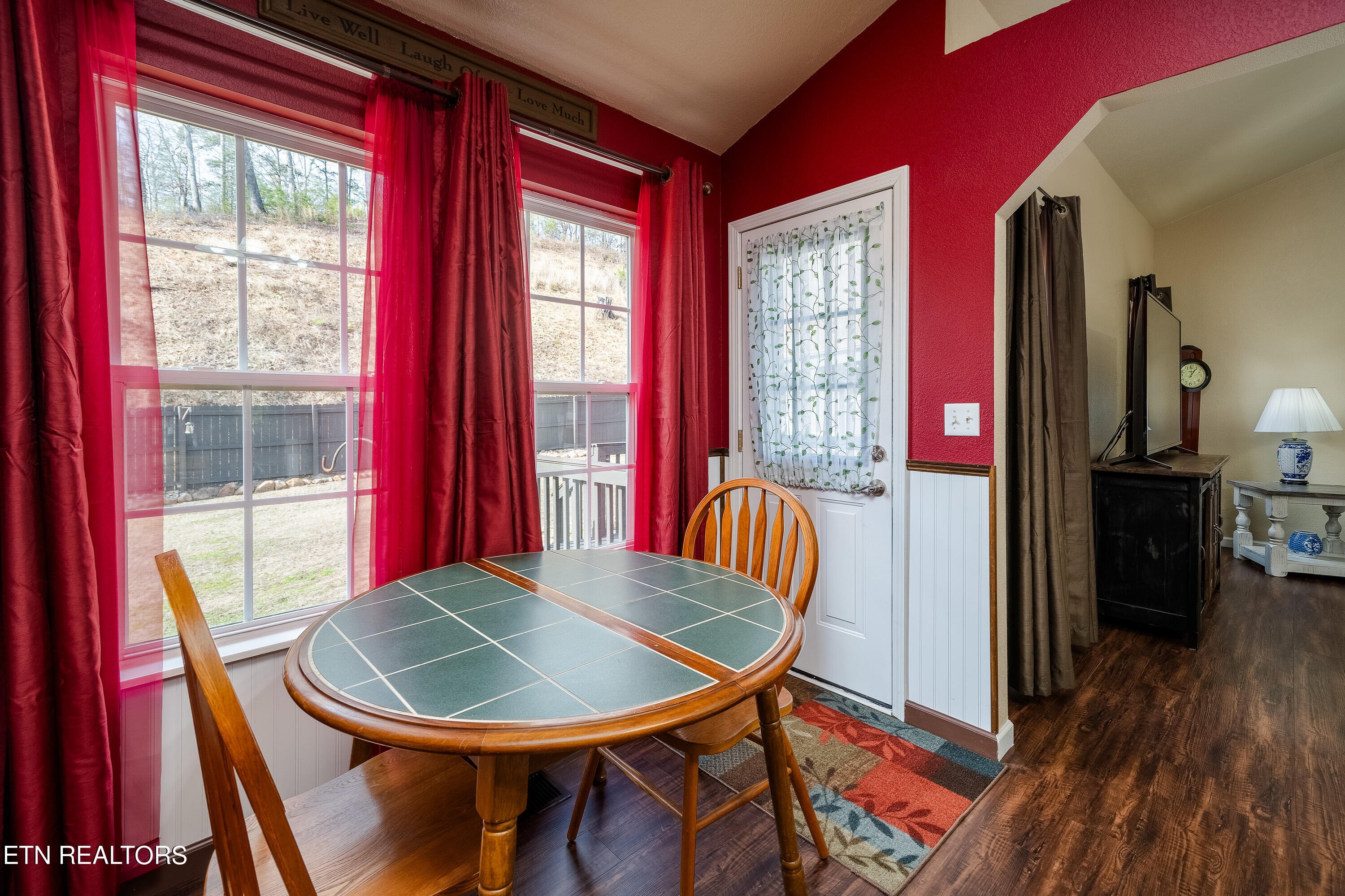 278 Wiggins Road Tellico Plains, TN 37385 - Photo 15 of 36 278 Wiggins Rd-15