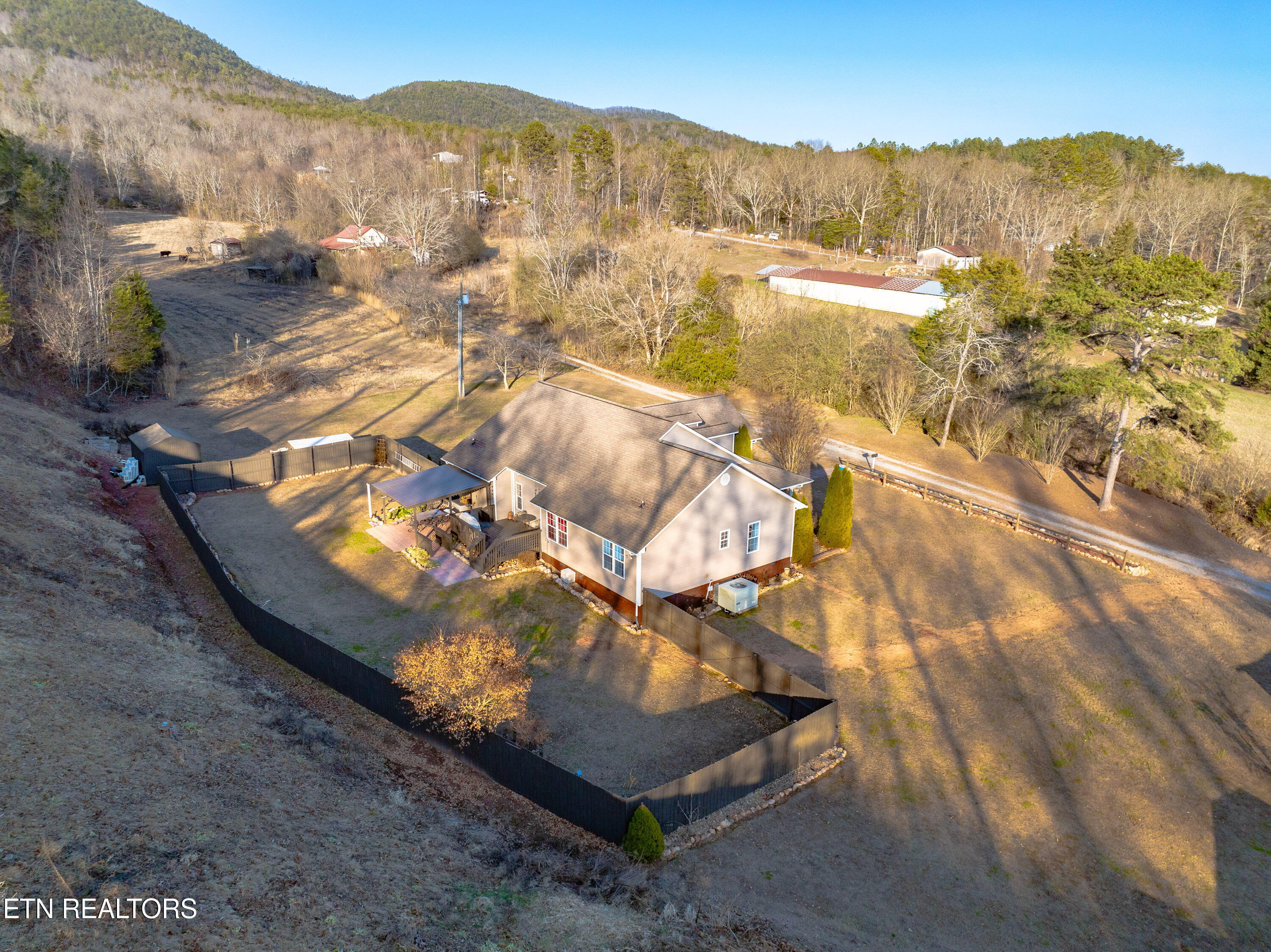 278 Wiggins Road Tellico Plains, TN 37385 - Photo 33 of 36 278 Wiggins Rd-33