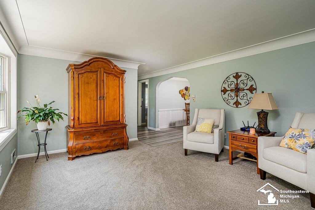 4080 Smith Road Lambertville, MI 48144 - Photo 5 of 47 50047348-4.JPG