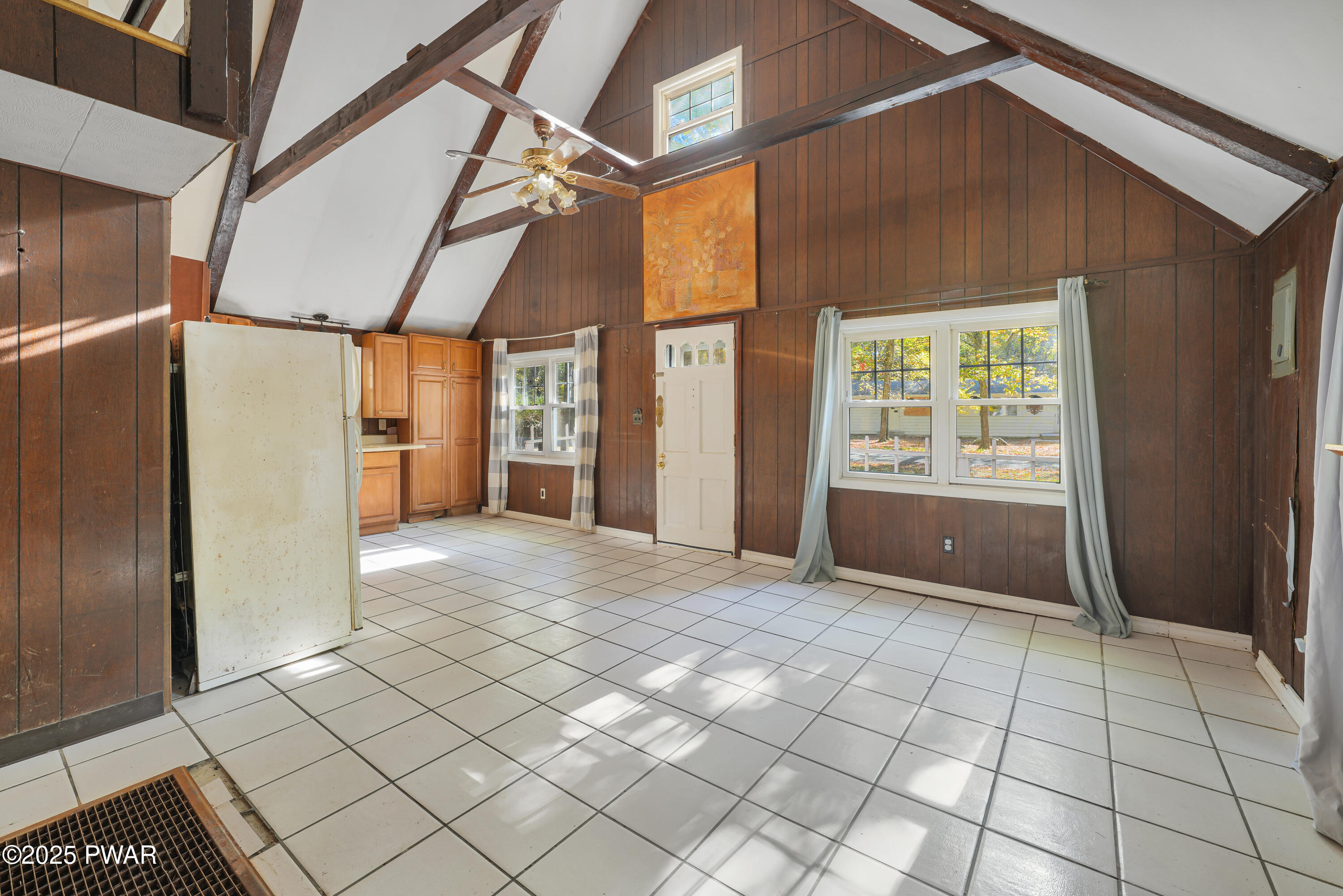 105 Dogwood Road Dingmans Ferry, PA 18328 - Photo 9 of 22 Gallery Image 9