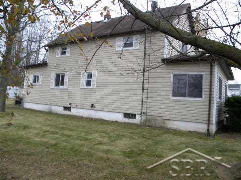 13475 South Beyer Road Birch Run, MI 48415 - Photo 9 of 12 20033129-8.JPG