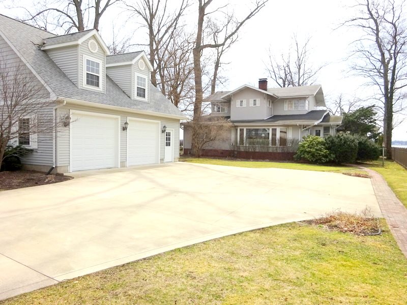 6815 East Eli Lilly Road Syracuse, IN 46567 - Photo 2 of 12 Gallery Image 2