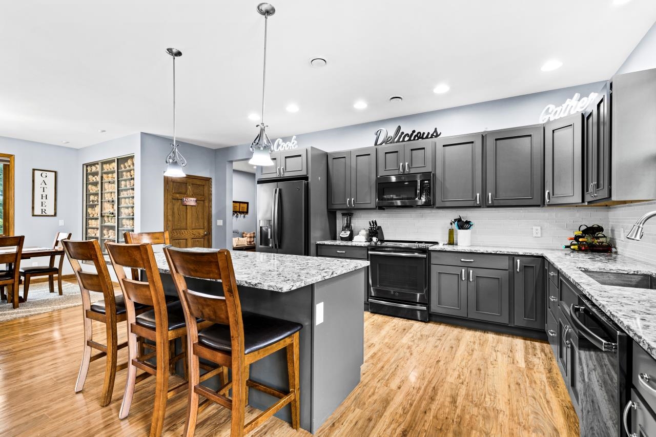 5815 Castle Road Duluth, MN 55803 - Photo 19 of 78