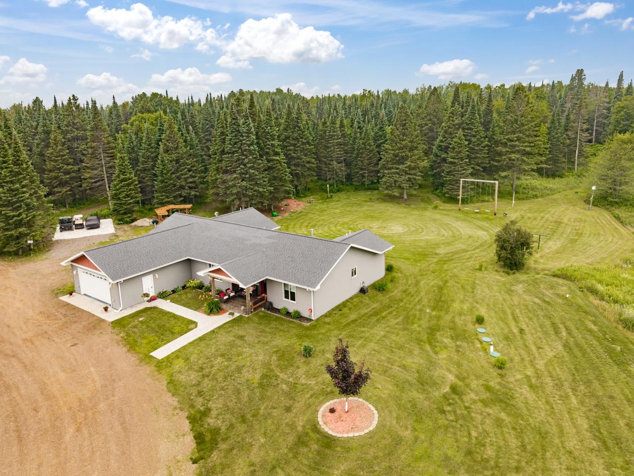 5815 Castle Road Duluth, MN 55803 - Photo 4 of 78