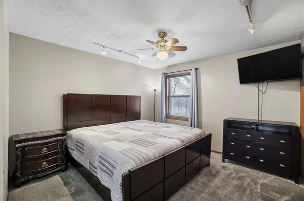 $287,500 | 691 Windemere Hill, Lawrenceburg, IN 47025