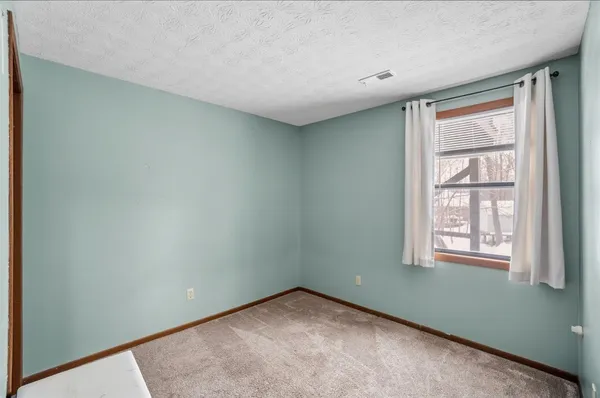 $287,500 | 691 Windemere Hill, Lawrenceburg, IN 47025