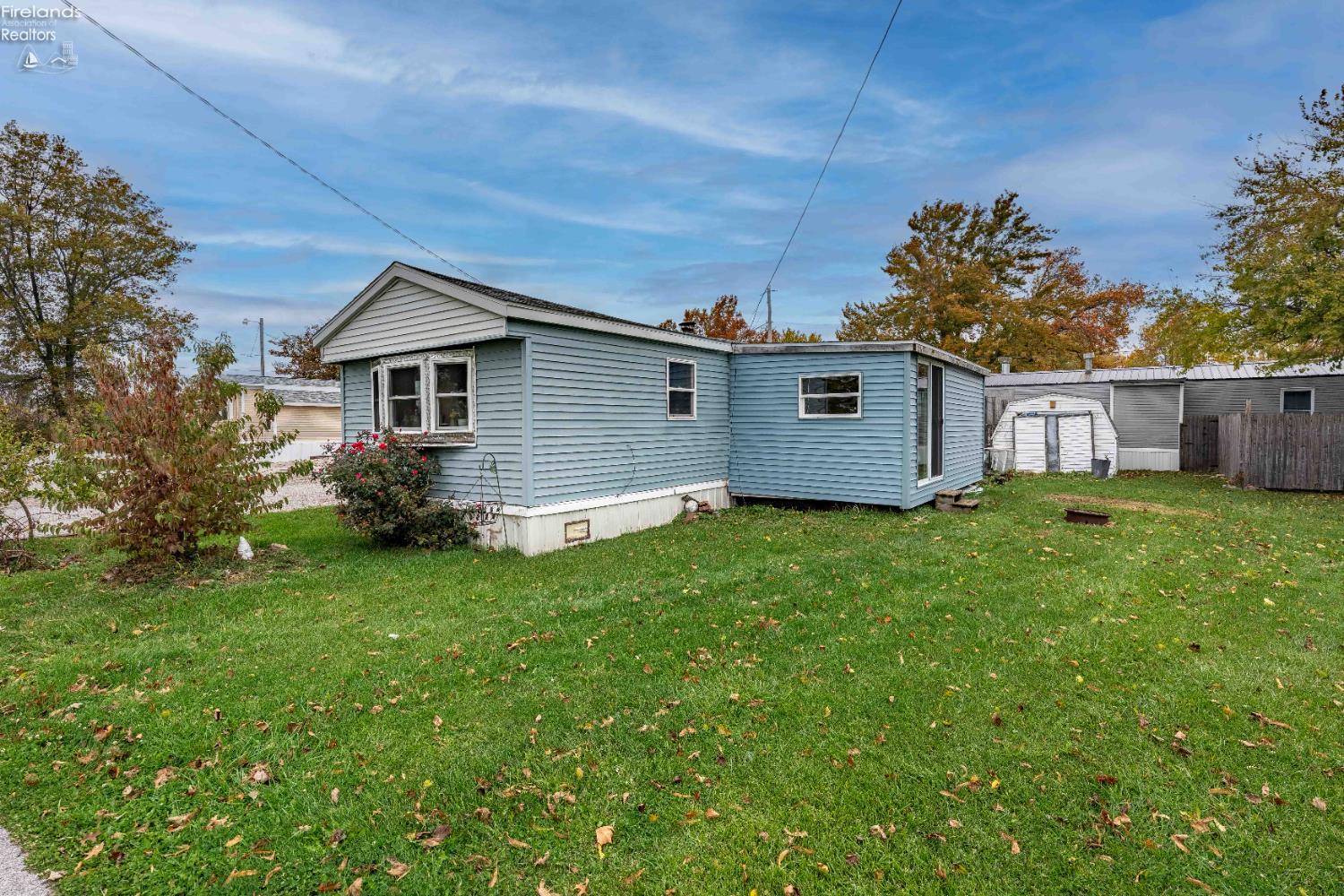 265 Meachem Road, Unit 3 Port Clinton, OH 43452 - Photo 3 of 27 Gallery Image 3