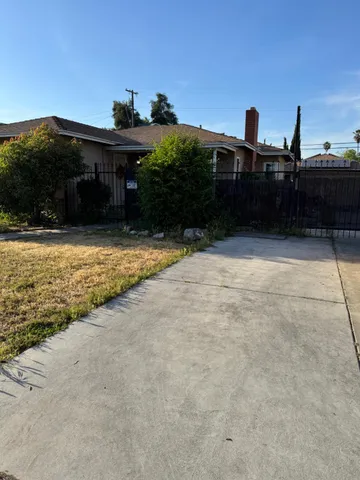 $399,000 | 2625 East Michigan Avenue, Fresno, CA 93703
