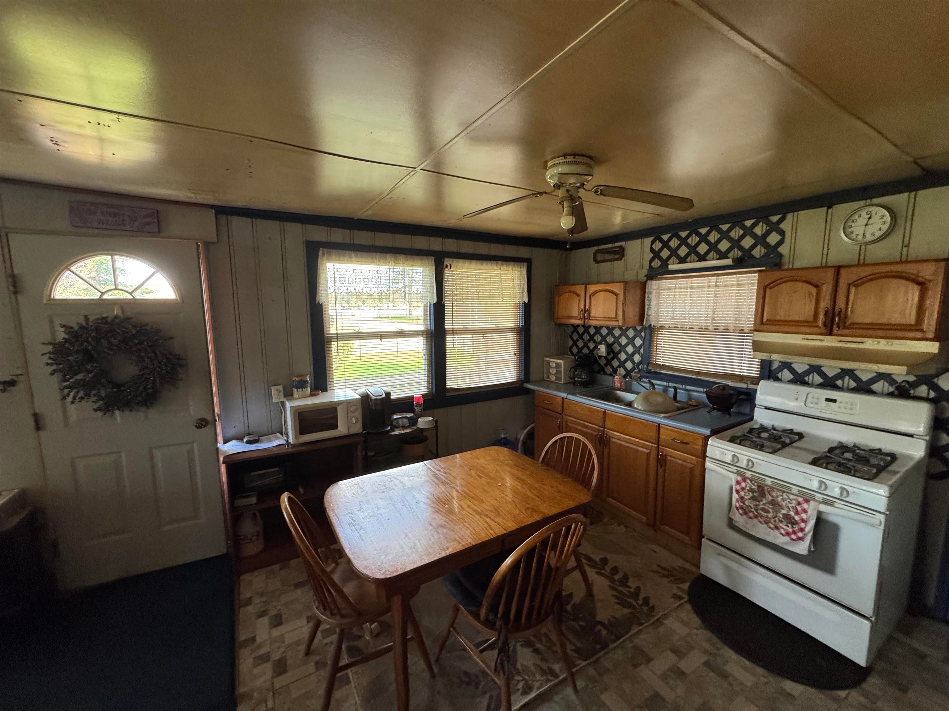 2308 East Ridge Drive Prescott, MI 48756 - Photo 9 of 19 Gallery Image 9
