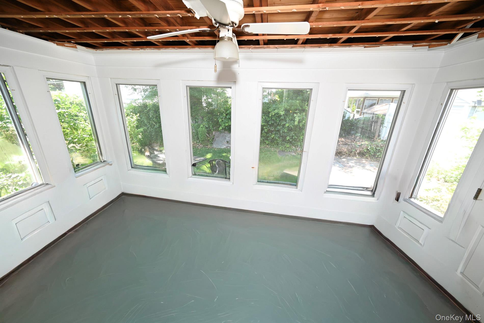14 Webb Hill Road Great Neck, NY 11020 - Photo 17 of 31