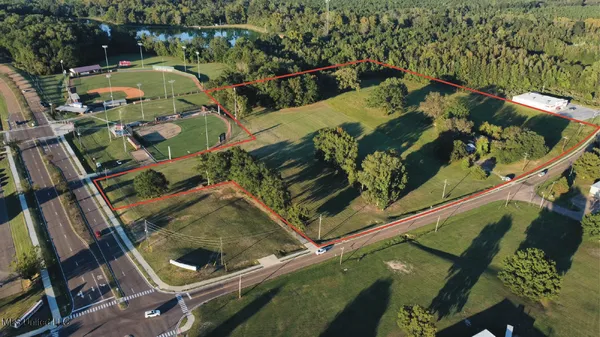 $675,000 | Undisclosed Address, Raymond, MS 39154