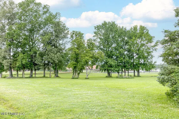 $675,000 | Undisclosed Address, Raymond, MS 39154