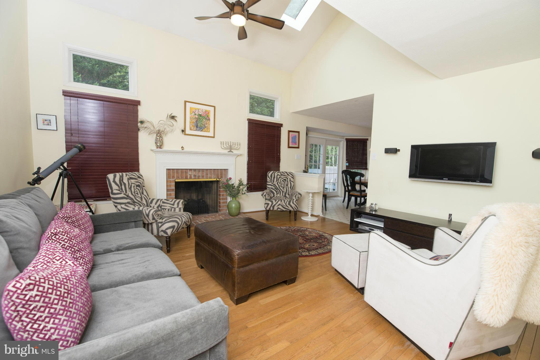 7521 Stream Crossing Road Baltimore, MD 21209 - Photo 6 of 26 Family Room
