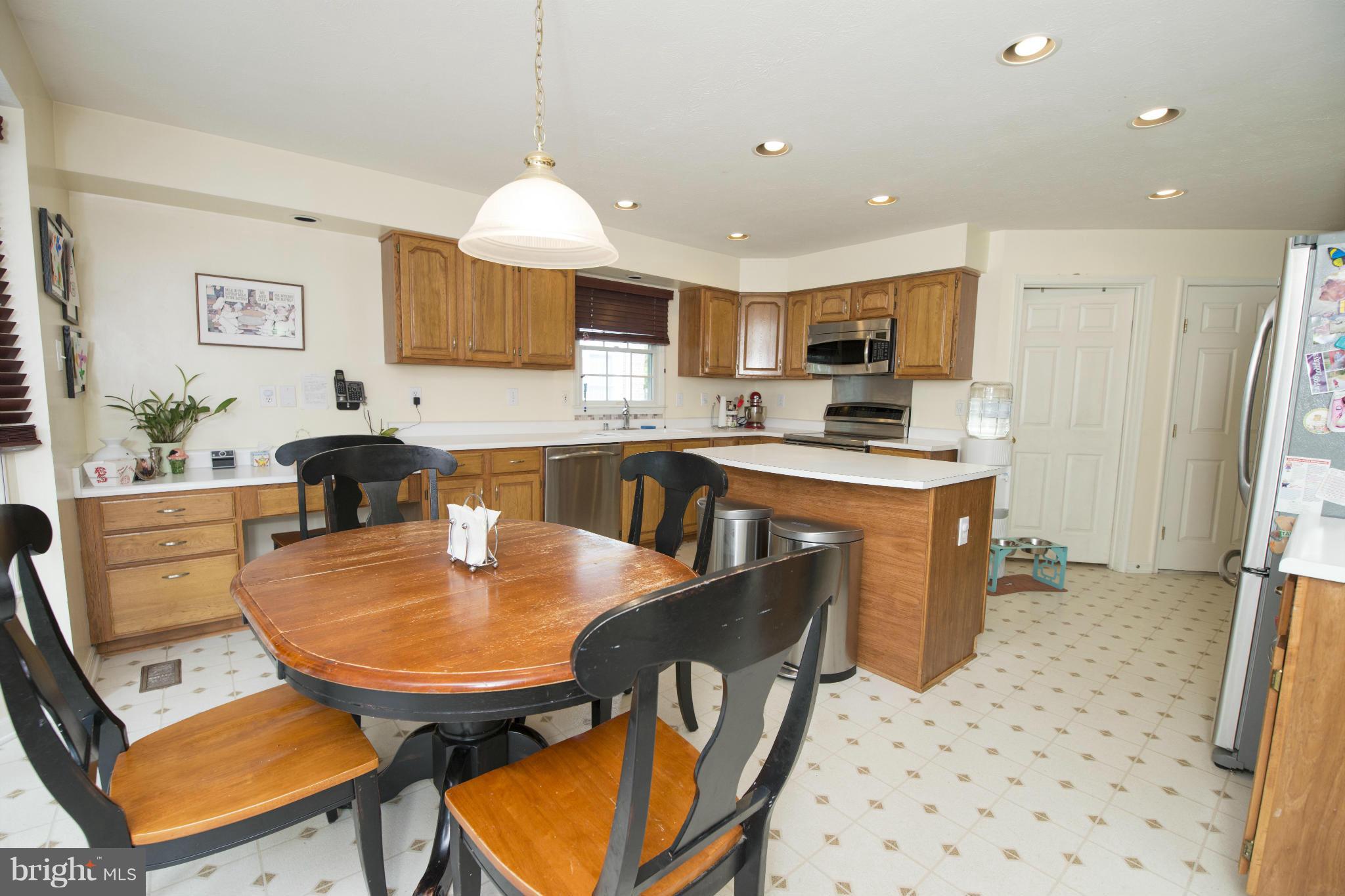 7521 Stream Crossing Road Baltimore, MD 21209 - Photo 8 of 26 Kitchen