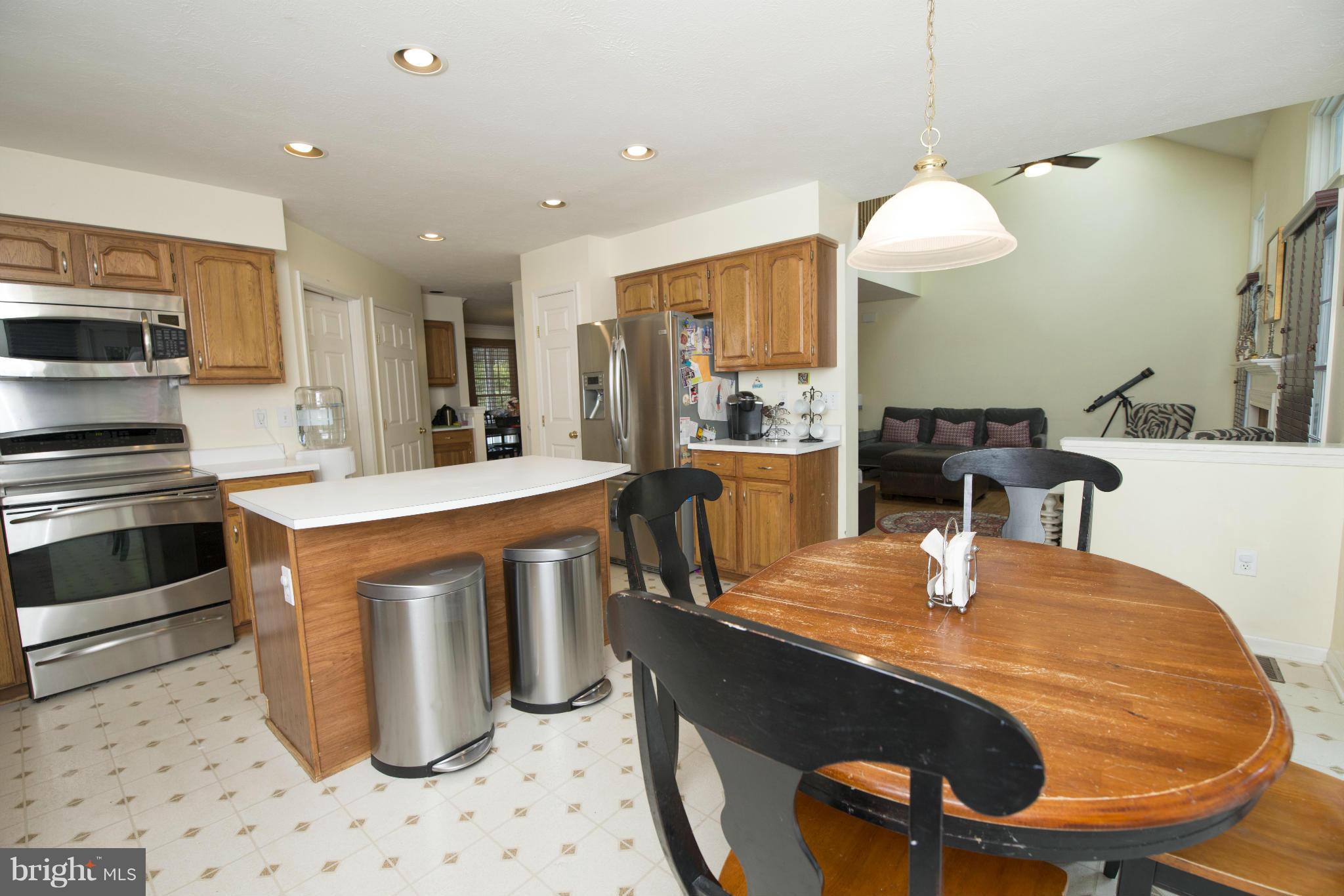 7521 Stream Crossing Road Baltimore, MD 21209 - Photo 9 of 26 Family Room