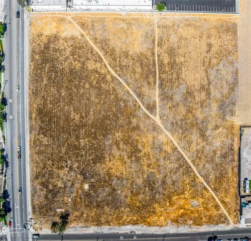 a view of a bathroom