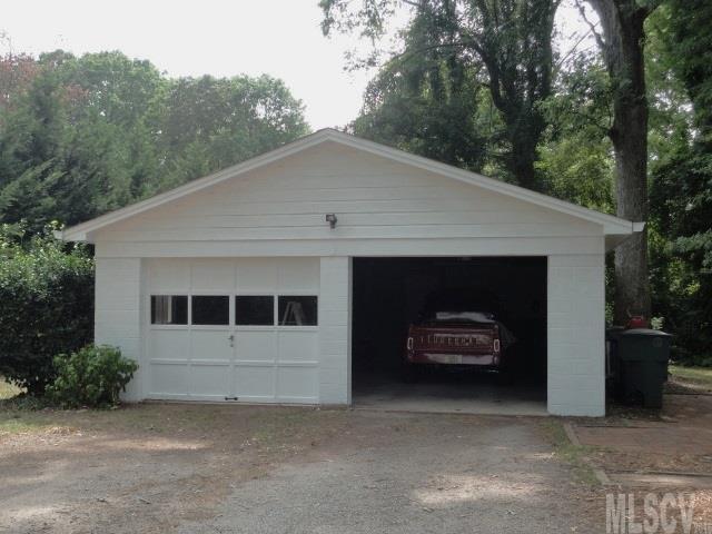708 4th Avenue Southwest Conover, NC 28613 - Photo 13 of 25 Gallery Image 13