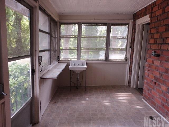 708 4th Avenue Southwest Conover, NC 28613 - Photo 16 of 25 Gallery Image 16