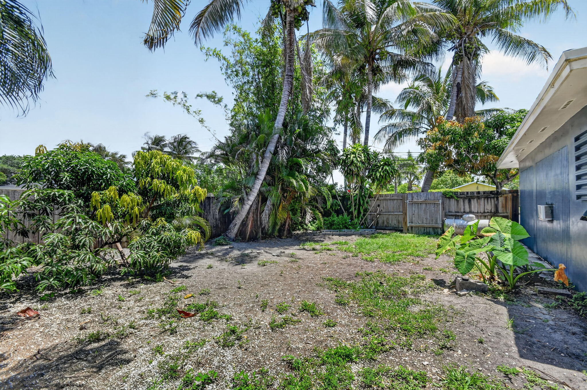 4329 Kirk Road Lake Worth, FL 33461 - Photo 66 of 89 68-web-or-mls-DSC_1092