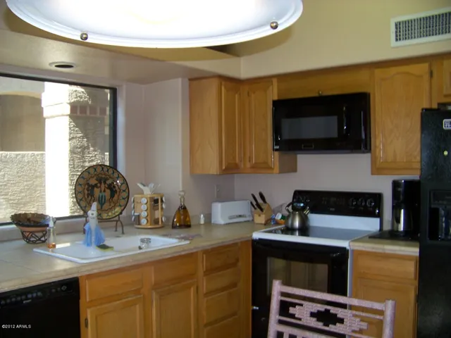 $6,100 | 7901 East Joshua Tree Lane, Unit 10, Scottsdale, AZ 85250
