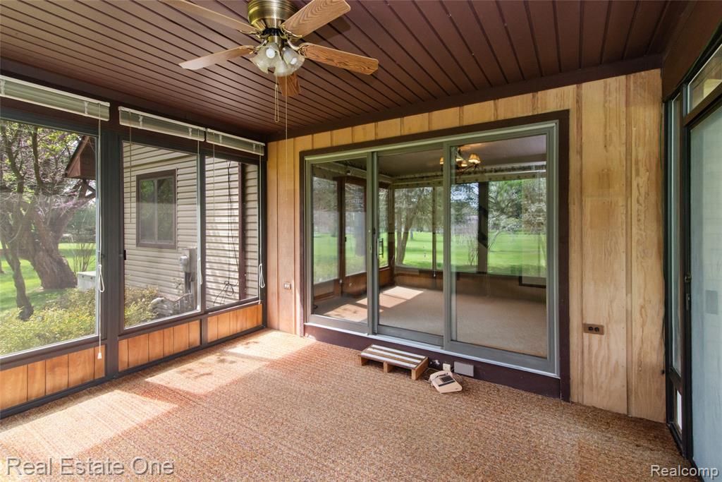 9050 Earhart Road South Lyon, MI 48178 - Photo 17 of 55