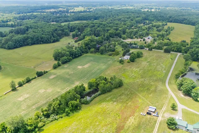 $995,000 | 19745 South Lakeside Road, New Buffalo, MI 49117