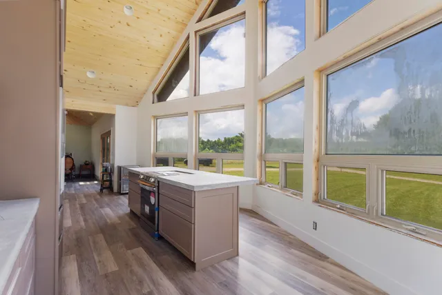 $995,000 | 19745 South Lakeside Road, New Buffalo, MI 49117