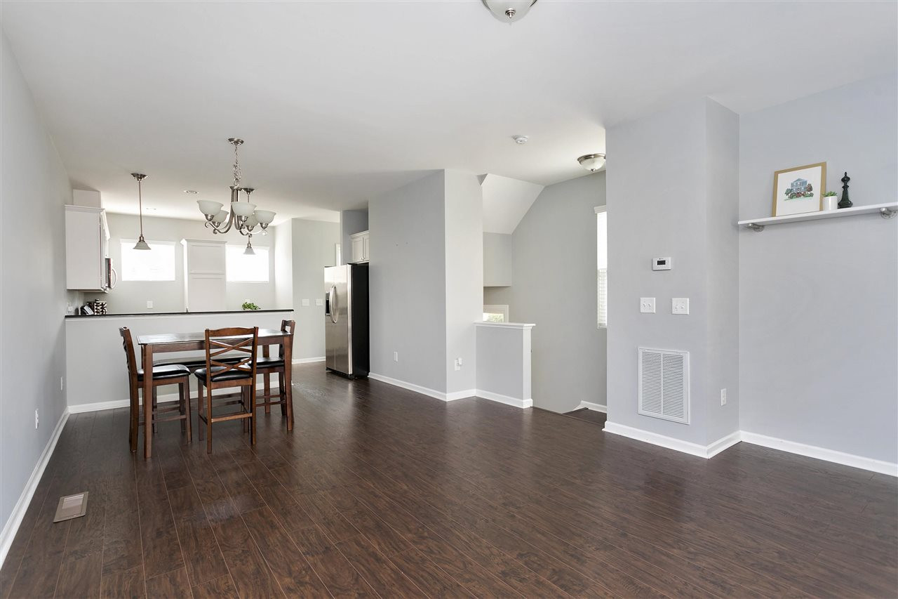1425 Crafton Way Raleigh, NC 27607 - Photo 2 of 29 Photo 2
