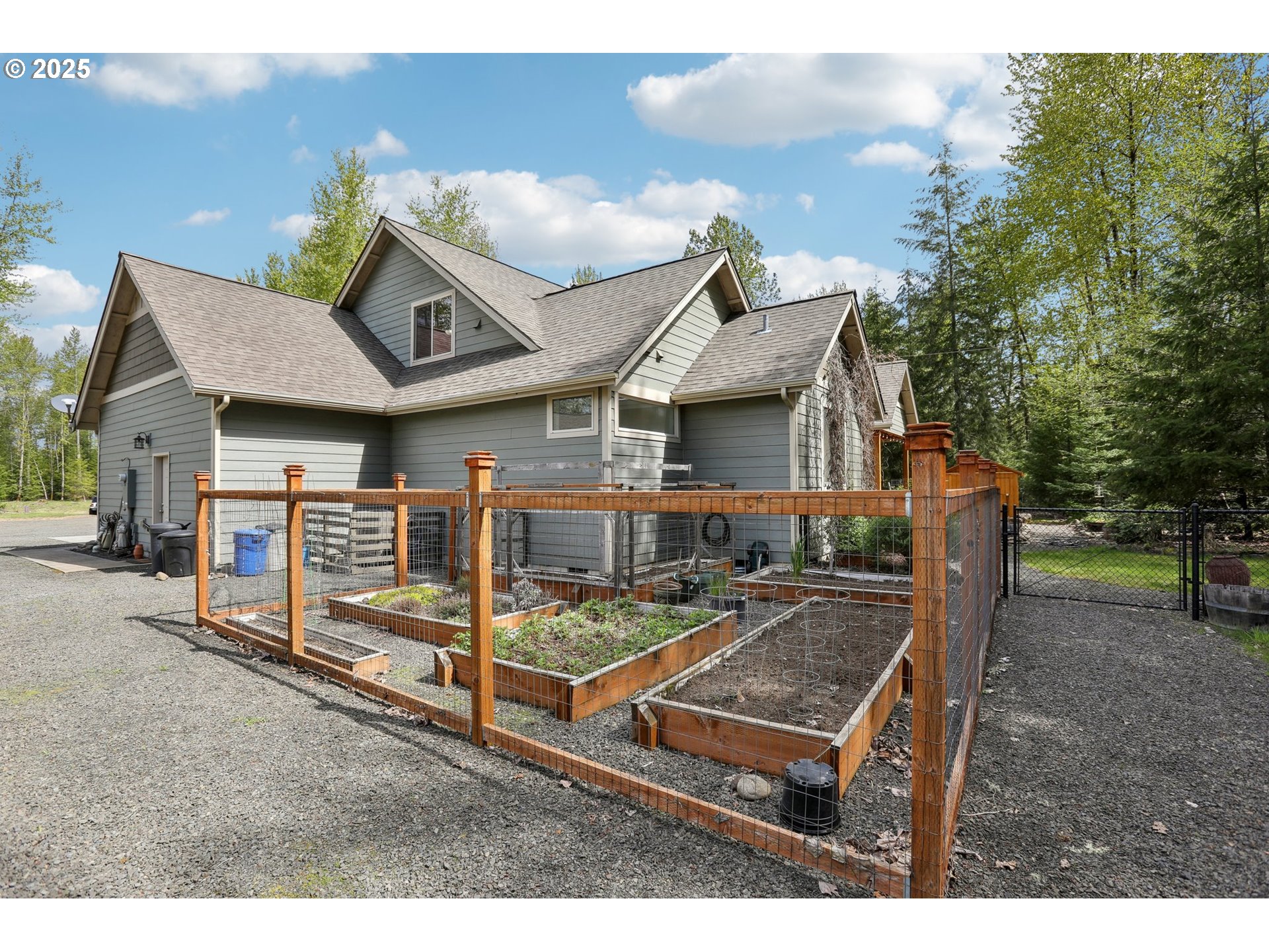 230 Riley Court Toutle, WA 98649 - Photo 39 of 48 a view of a house with backyard and porch