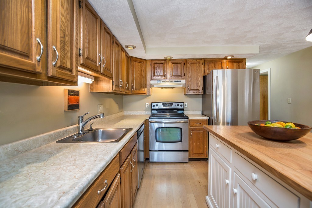 55 Wave Way, Unit 2 Winthrop, MA 02152 - Photo 13 of 26 Gallery Image 13