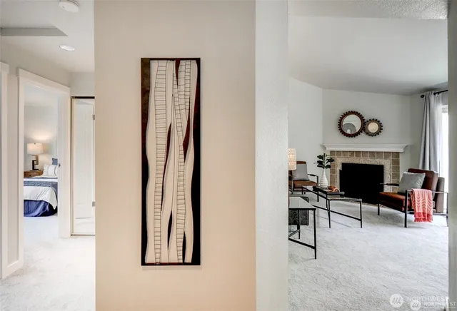 $2,175 | 12040 100th Avenue Northeast, Unit J303, Kirkland, WA 98034