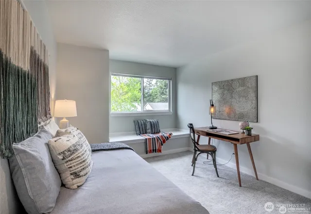 $2,175 | 12040 100th Avenue Northeast, Unit J303, Kirkland, WA 98034