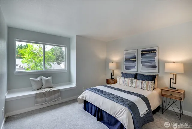 $2,175 | 12040 100th Avenue Northeast, Unit J303, Kirkland, WA 98034