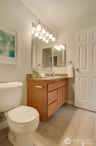 $2,175 | 12040 100th Avenue Northeast, Unit J303, Kirkland, WA 98034