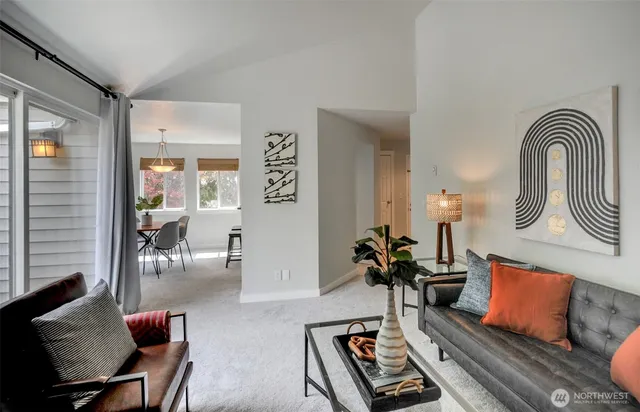 $2,175 | 12040 100th Avenue Northeast, Unit J303, Kirkland, WA 98034