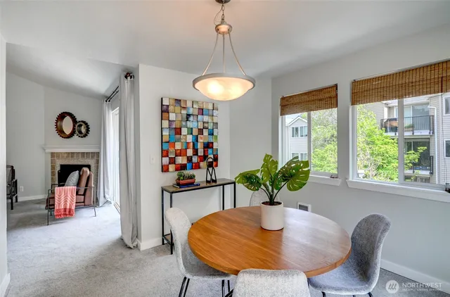 $2,175 | 12040 100th Avenue Northeast, Unit J303, Kirkland, WA 98034