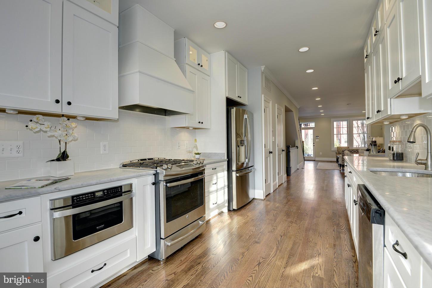 1219 Independence Avenue Southeast Washington, DC 20003 - Photo 9 of 30 Kitchen