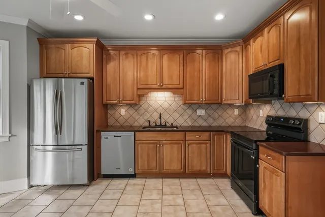 $3,400 | 1327 Liberty Street, Unit 2, Braintree, MA 02184