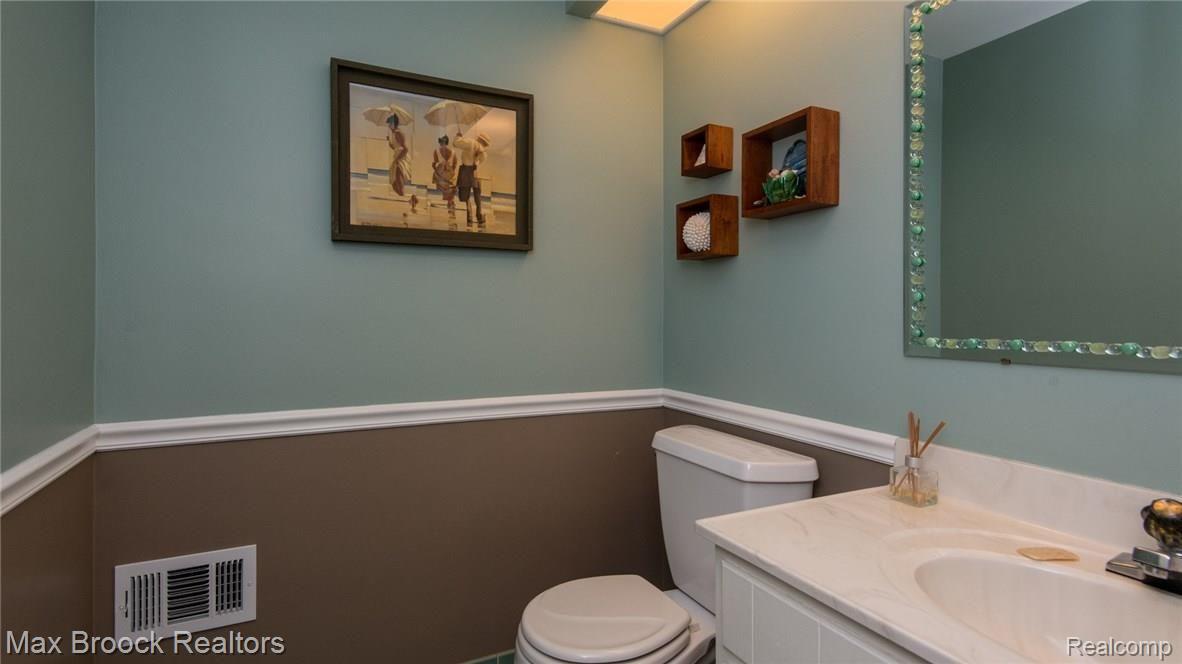 4014 Nearbrook Road Bloomfield Hills, MI 48302 - Photo 24 of 50 24_14.jpg