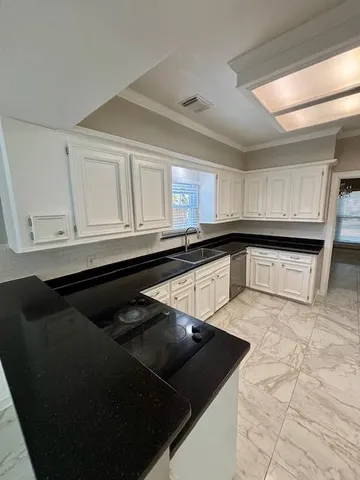 $2,995 | 20219 Brondesbury Drive, Katy, TX 77450