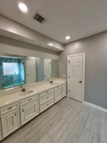 $2,995 | 20219 Brondesbury Drive, Katy, TX 77450