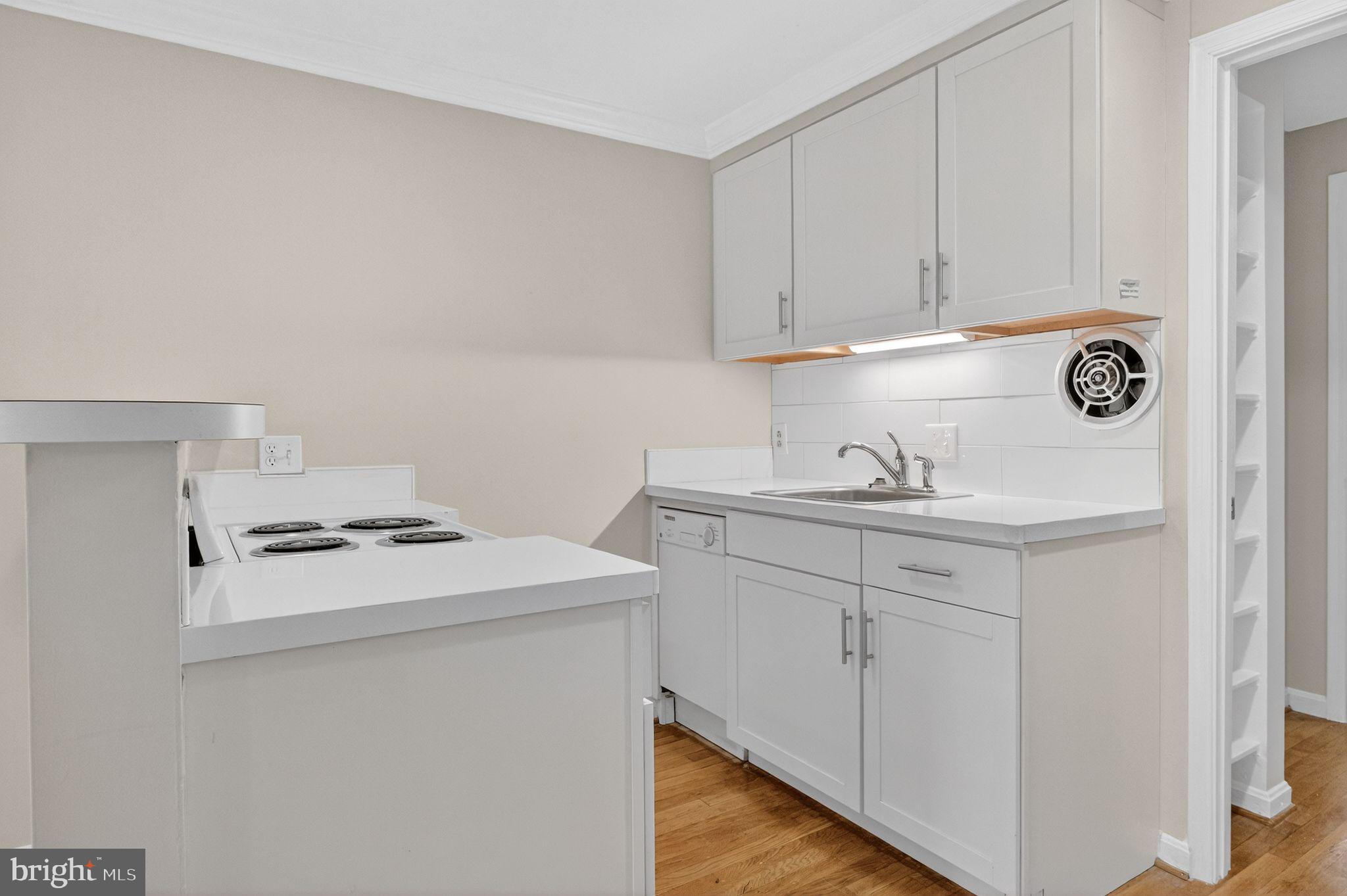 1769 T Street Northwest Washington, DC 20009 - Photo 22 of 29