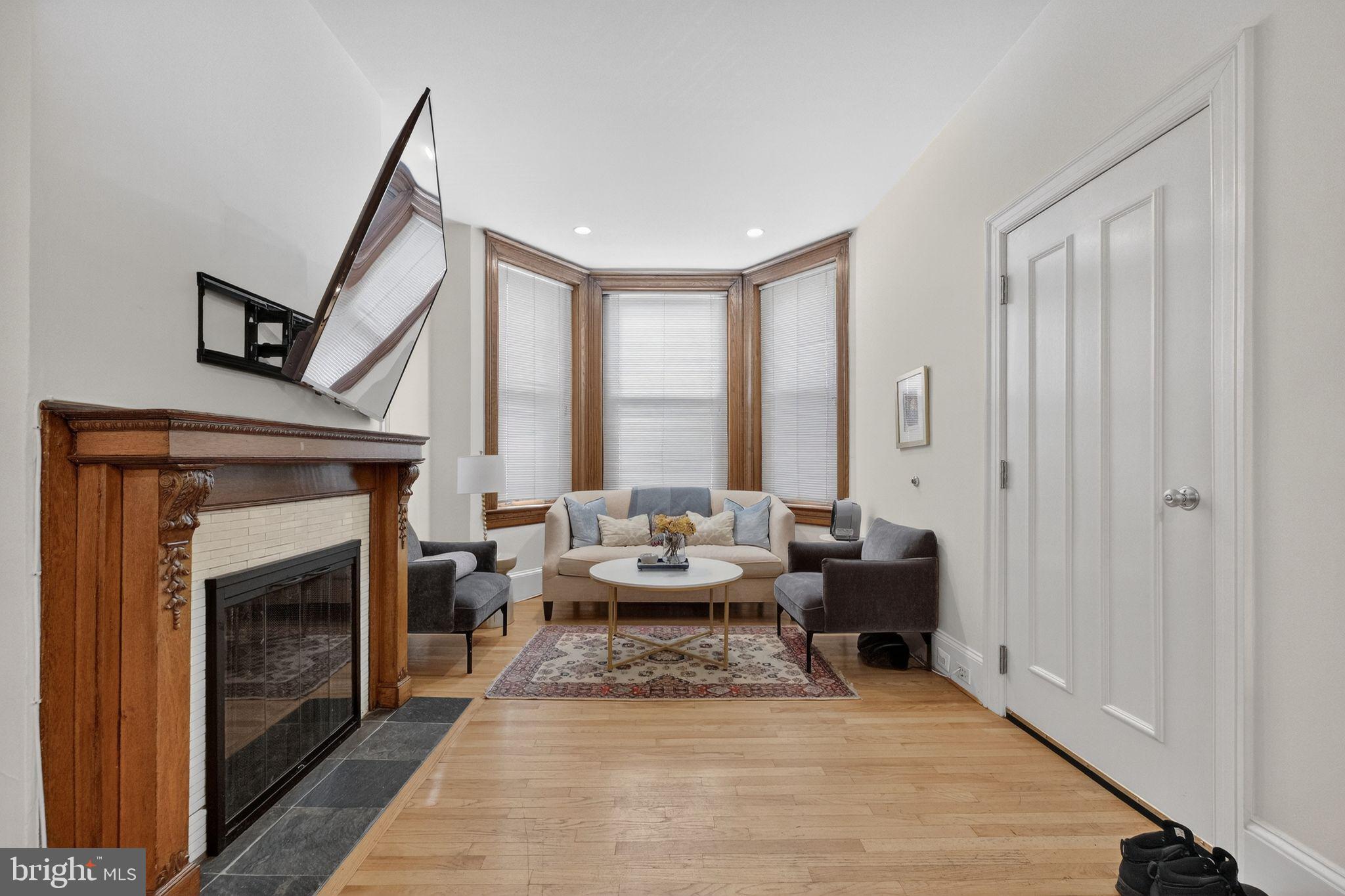 1769 T Street Northwest Washington, DC 20009 - Photo 4 of 29