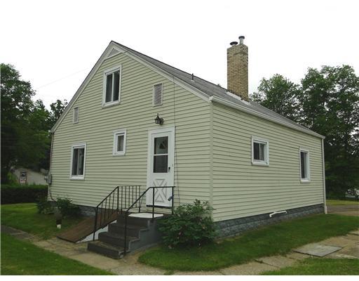 334 Nine Eighty Road McDonald, PA 15057 - Photo 15 of 18 Exterior Back. Side entry
