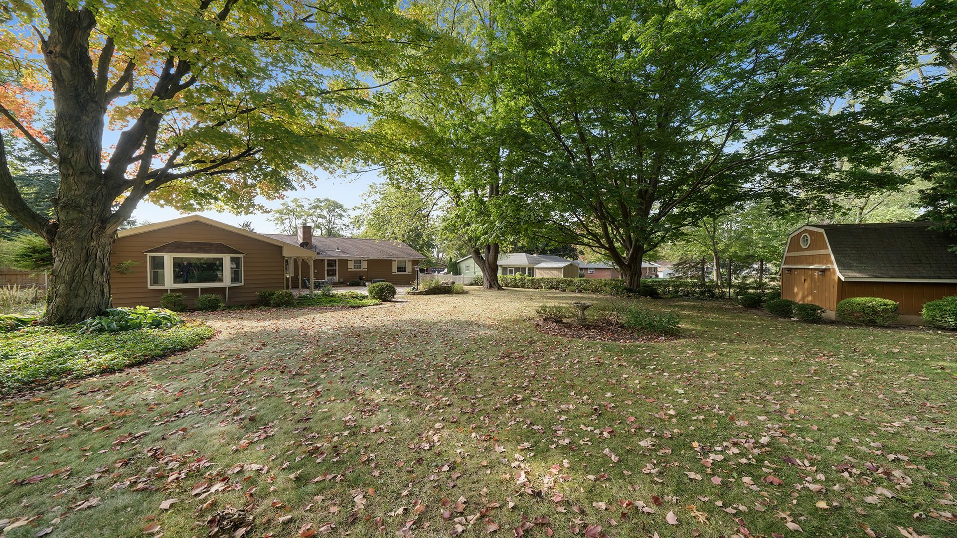 310 Barbara Street Mount Morris, IL 61054 - Photo 31 of 36 a front view of a house with a yard and tree