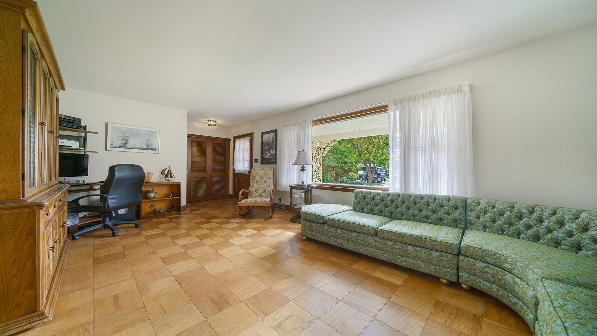 310 Barbara Street Mount Morris, IL 61054 - Photo 5 of 36 a living room with furniture and a window