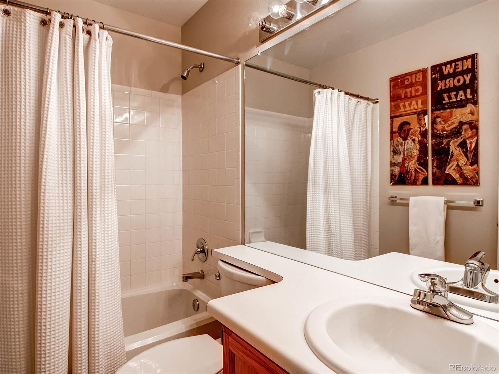 2304 Weatherstone Circle Highlands Ranch, CO 80126 - Photo 22 of 28 Gallery Image 22
