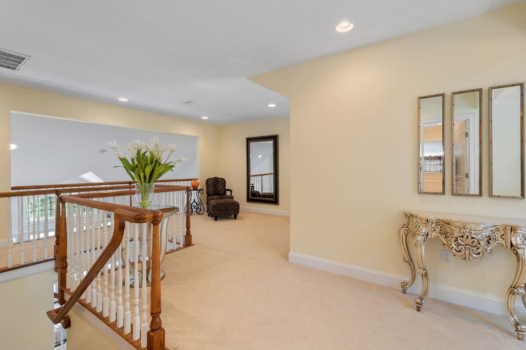 4 Callaway Drive, Unit 4 Danvers, MA 01923 - Photo 11 of 42