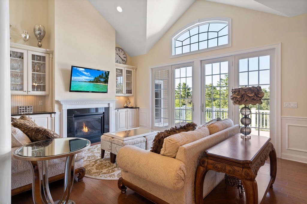 4 Callaway Drive, Unit 4 Danvers, MA 01923 - Photo 9 of 42