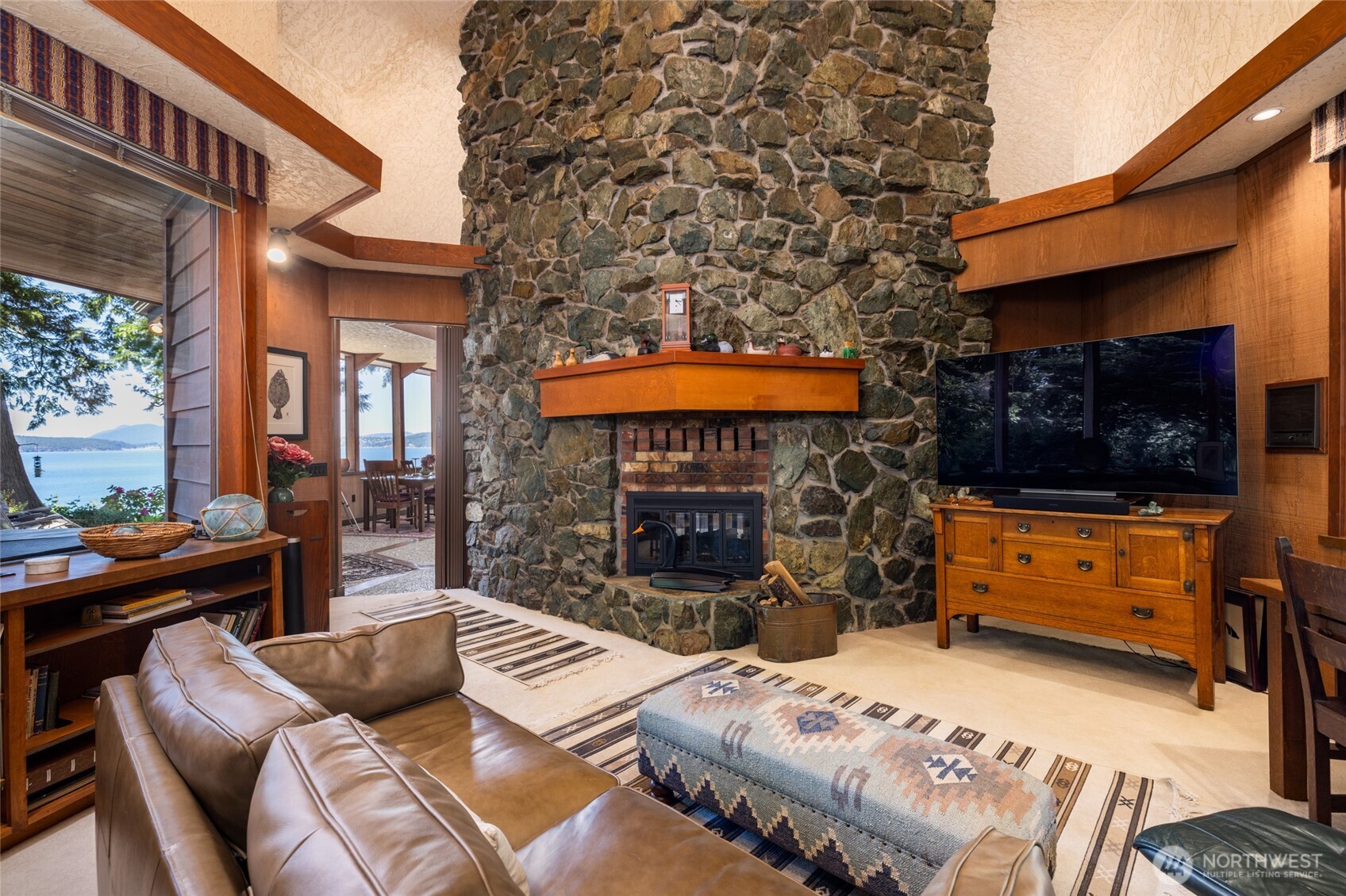 3559 Biz Point Road Anacortes, WA 98221 - Photo 8 of 40